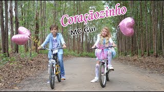 MC Gui  Coraçãozinho Vídeo Clipe Versão Amanda e Marcio Jr [upl. by Akialam445]